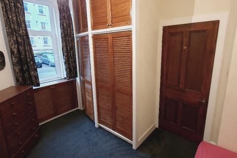 1 bedroom flat to rent, Stewart Terrace, Gorgie, Edinburgh, EH11