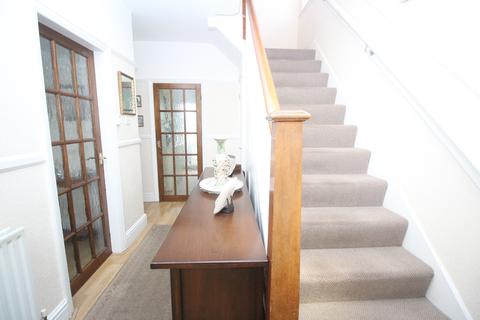 18 Dunstan Crescent, Worksop, S80 1AF
