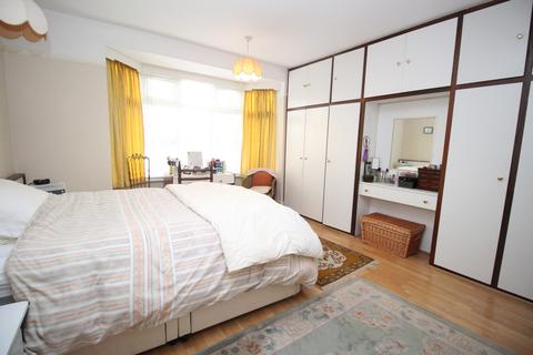 18 Dunstan Crescent, Worksop, S80 1AF