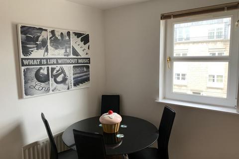 2 bedroom flat to rent, Charles Street, City Centre, Aberdeen, AB25