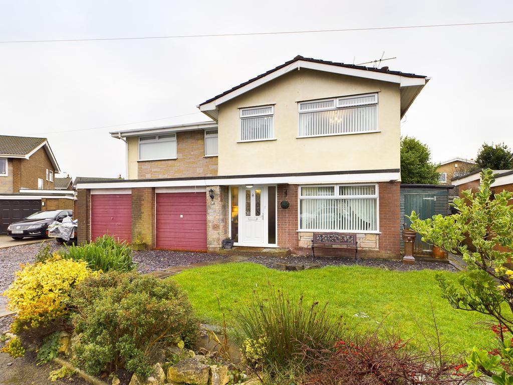 Wentworth Avenue, Rossall, Fleetwood, FY7 6 bed detached house £298,950