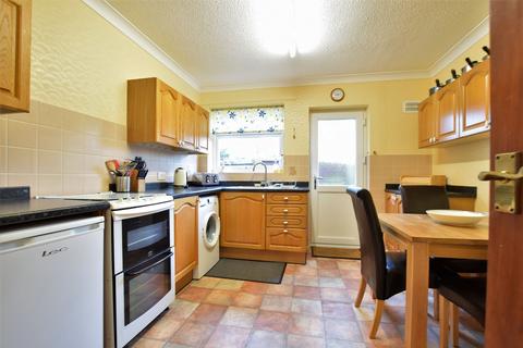 16 Elm Grove, Kirby Cross, Frinton-on-sea, CO13 0HH