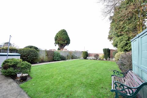 16 Elm Grove, Kirby Cross, Frinton-on-sea, CO13 0HH