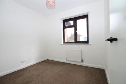 2 bedroom flat to rent, Kelly Street, Kentish Town, NW1