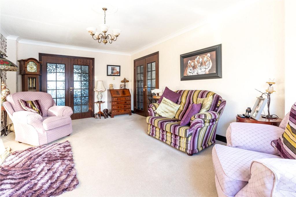 St Pauls Road, Kirkheaton, Huddersfield, HD5 4 bed detached house £