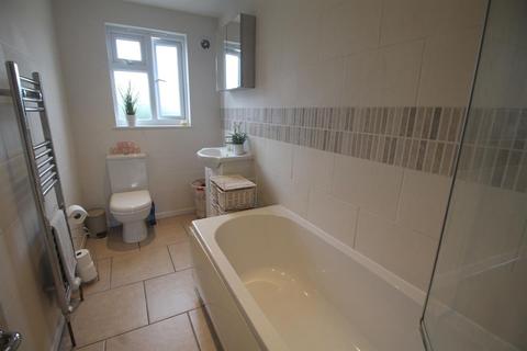 4 Kersbrooke Way, Corringham, Stanford-le-hope, SS17 9EH