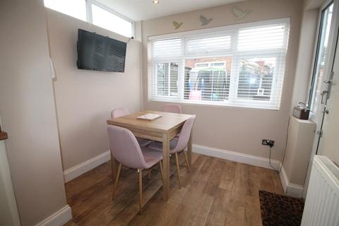 4 Kersbrooke Way, Corringham, Stanford-le-hope, SS17 9EH