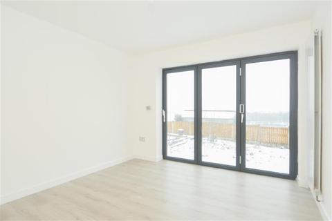 53 Tyersal Close, Bradford, BD4 8HE