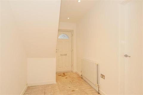 53 Tyersal Close, Bradford, BD4 8HE