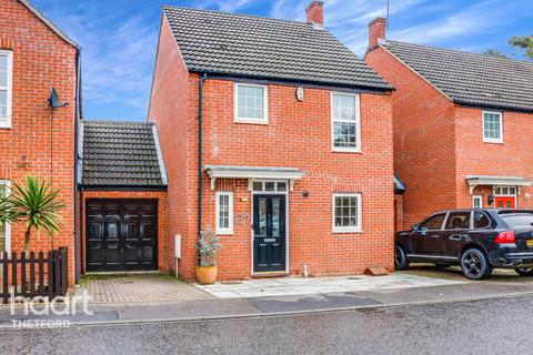 21 Birch Covert, Thetford, IP24 2UL