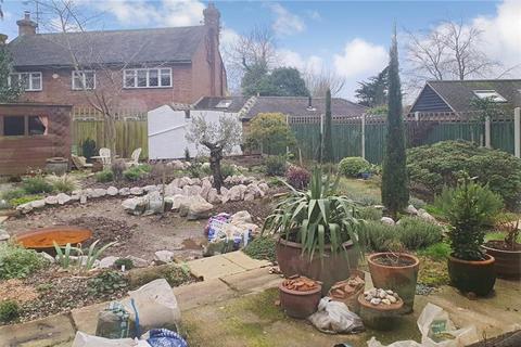 Elm Lodge Wellington Hill, Loughton, IG10 4AG