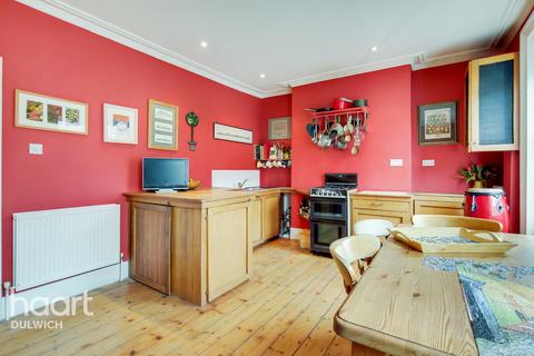 9 Sears Street, London, SE5 7JL