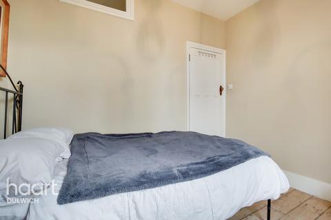 9 Sears Street, London, SE5 7JL