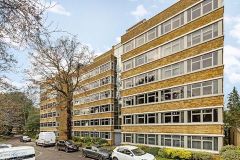 36 Holly Tree Close, London, SW19 6EA