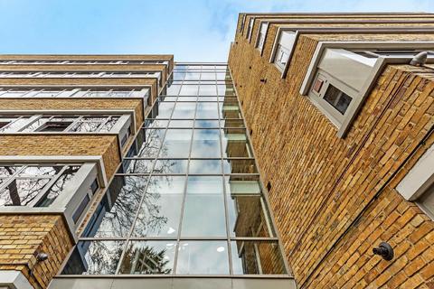 36 Holly Tree Close, London, SW19 6EA