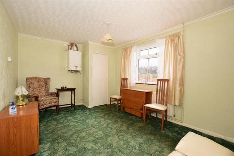27 Meadow Crescent, Upper Halling, Rochester, ME2 1JJ