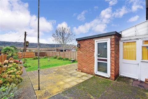 27 Meadow Crescent, Upper Halling, Rochester, ME2 1JJ