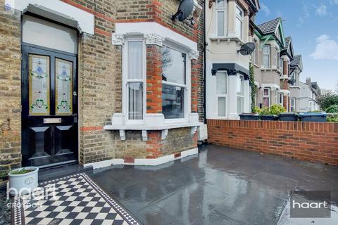 35 Stretton Road, Croydon, CR0 6EQ