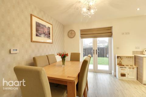 39 Minerva Heights, Blunsdon, Swindon, SN26 8AB