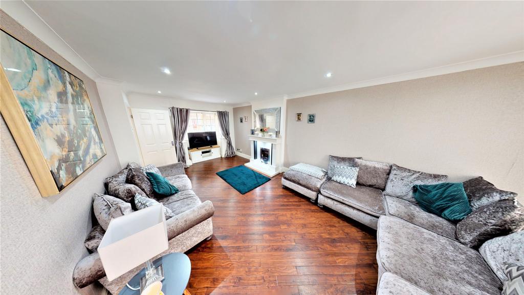 Lounge/Dining Room