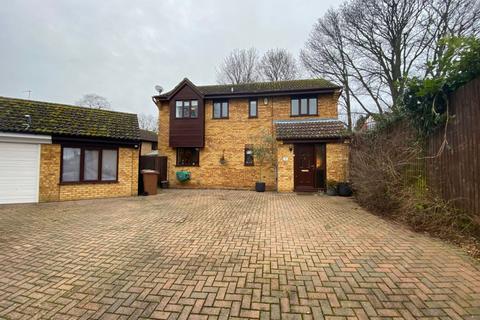 7 Glaisdale Close, Northampton, NN2 8UN