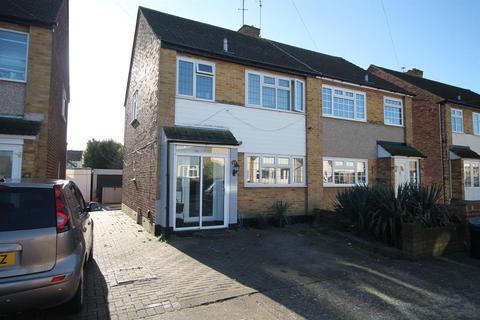 47 Birch Close, Romford, RM7 8ES