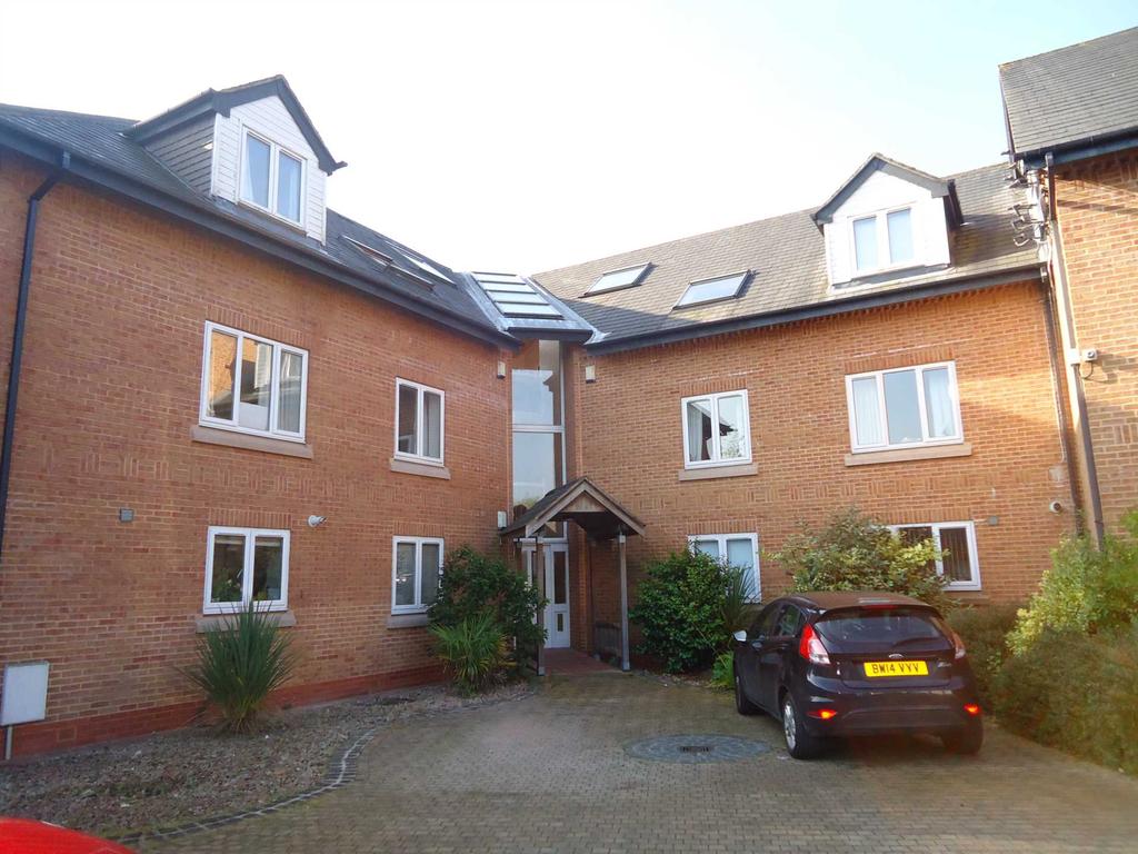 North Mossley Hill Road, Liverpool 2 bed apartment £995 pcm (£230 pw)