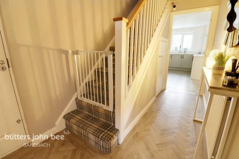 43 Barnton Way, Sandbach, CW11 3DF