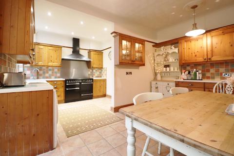 73 Palace View, Bromley, BR1 3EJ