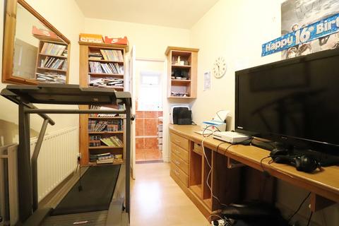 73 Palace View, Bromley, BR1 3EJ