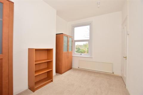 37 Adelaide Road, Gillingham, ME7 4NJ