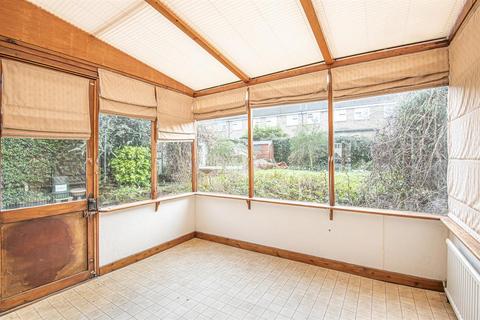 22 Hall Orchards Avenue, Wetherby, LS22 6SN
