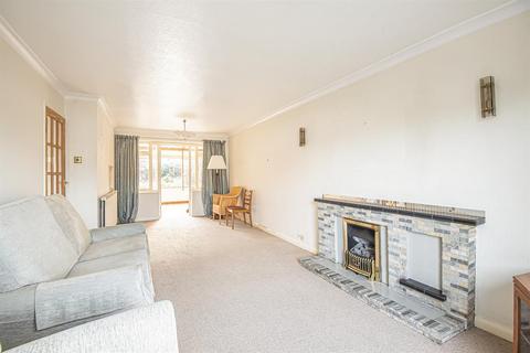 22 Hall Orchards Avenue, Wetherby, LS22 6SN