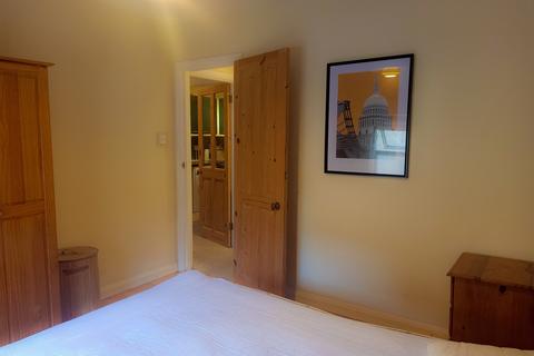 1 bedroom flat to rent - 51 B Molyneux St W1H