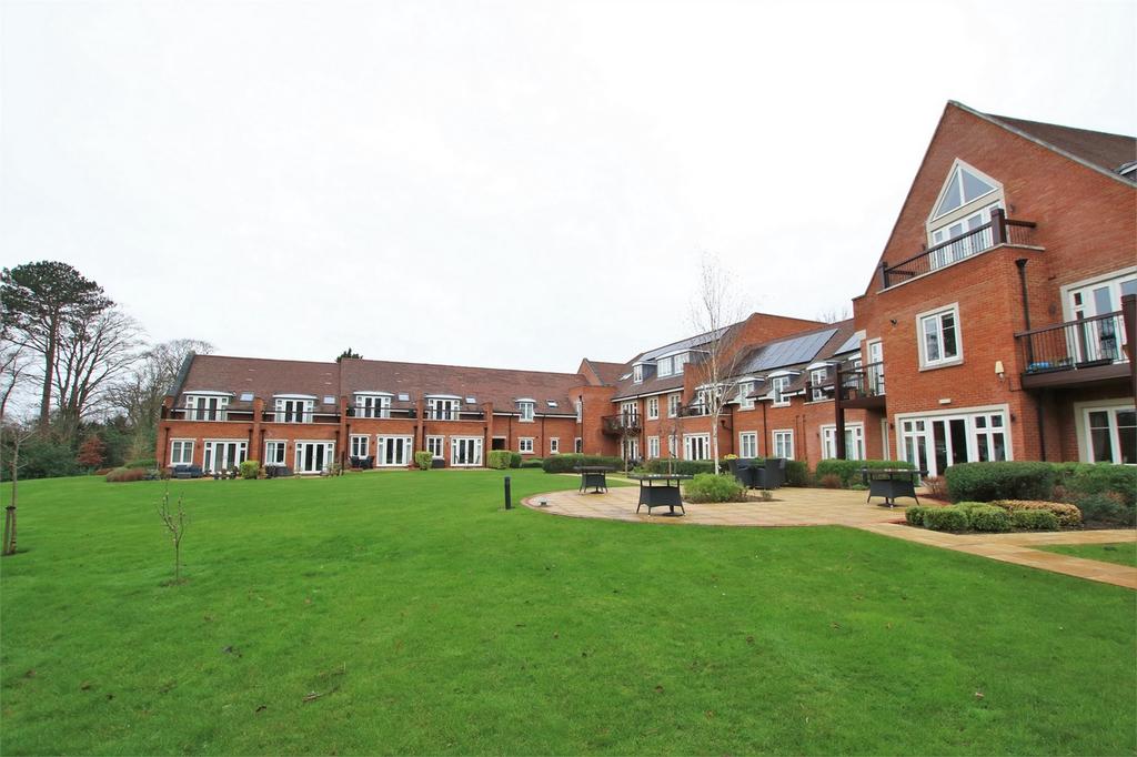 Woolf Drive, WOKINGHAM, Berkshire 2 bed retirement property £485,000