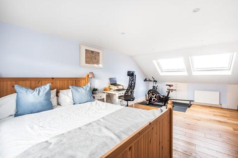 119 Dallinger Road, London, SE12 0TQ