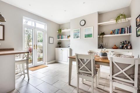 119 Dallinger Road, London, SE12 0TQ