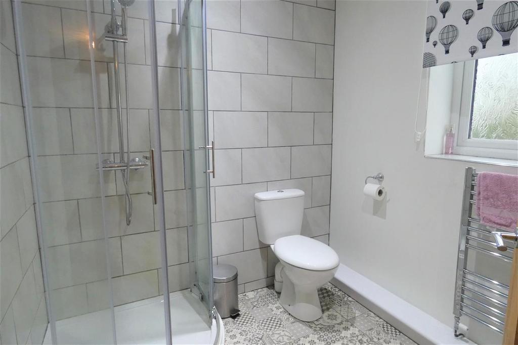 En Suite Shower Room