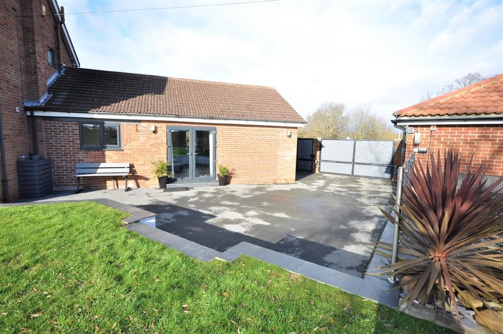 Driveway / Parking