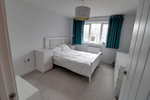 2 bedroom apartment to rent, Cirencester