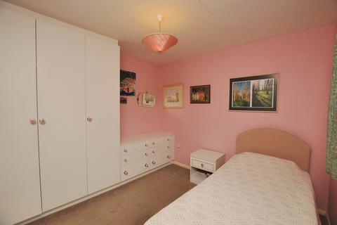 18 Barnfield Crescent, Wellington, Telford, TF1 2EU