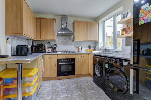 6 Batchley Road, Redditch, B97 6HX
