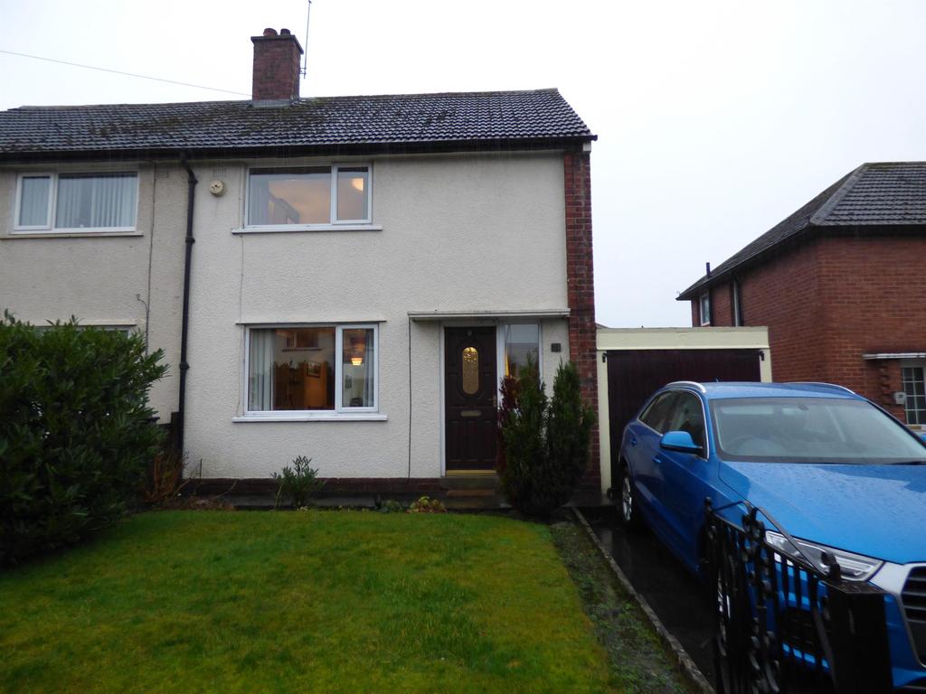 Grinsdale Avenue, Carlisle, CA2 7LX 2 bed semidetached house £128,000