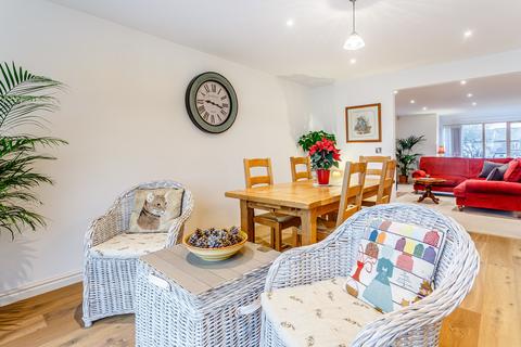 3 Cherry Tree Close, Bromsash, Ross-on-wye, HR9 7WF