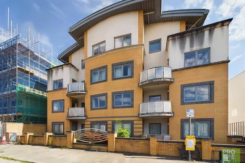 2 bedroom apartment for sale, Lion Court, Great Knollys Street, Reading, Berkshire, RG1