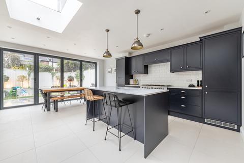 27 Halstead Road, London, E11 2AY