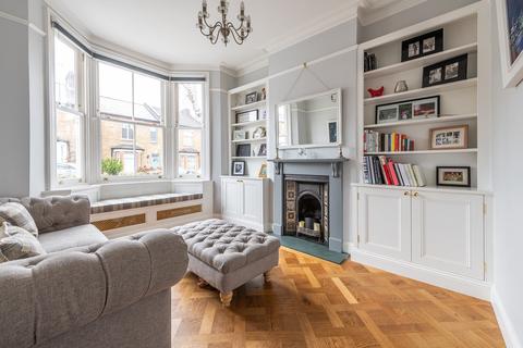 27 Halstead Road, London, E11 2AY
