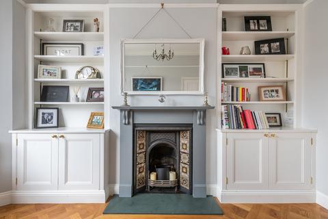 27 Halstead Road, London, E11 2AY