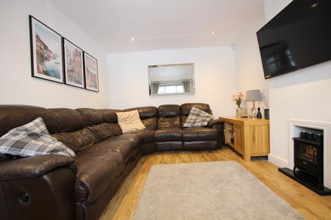 21 Barnes Cray Road, Crayford, Dartford, DA1 4NR