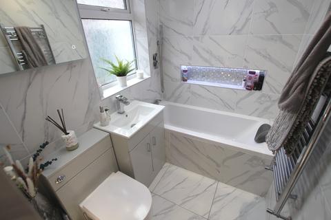 21 Barnes Cray Road, Crayford, Dartford, DA1 4NR